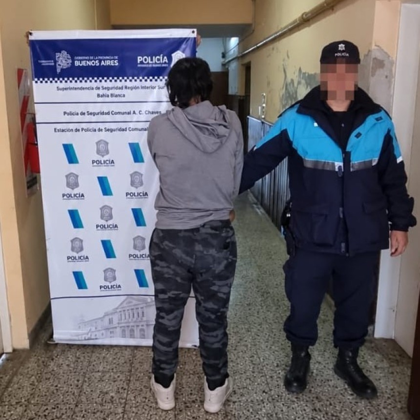 G. Chaves &ndash; Dos aprehendidos por robar elementos de bronce en el Cementerio